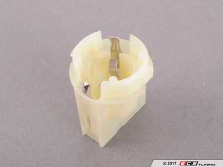 ES#3448818 - 63211379399 - Third Brake Light Socket - used to hold the bulb in the rear window mount stop lamp - URO - BMW