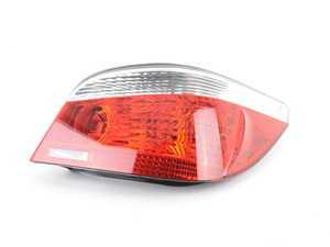 ES#174637 - 63217165740 - Taillight with White Turn Signal - Genuine BMW - BMW