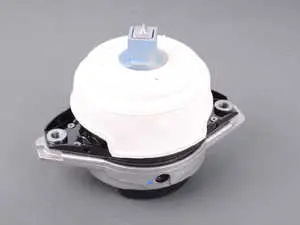 Engine Mount - Right 