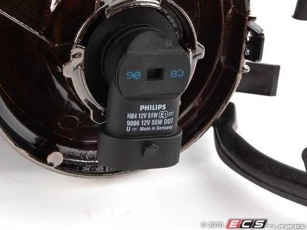 Genuine BMW - 63176920704 - Fog Lamp Assembly - Right (63-17-6-920-704)