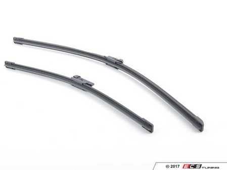ES#3476590 - 5GM998002 - Aerotwin Wiper Blade Set - Includes special adapters for OE fit - Bosch - Volkswagen