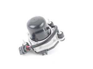 ES#2895018 - 07K131333A - Secondary Air Pump - priced each - Brings in fresh air for a smooth idle - Vemo - Audi Volkswagen