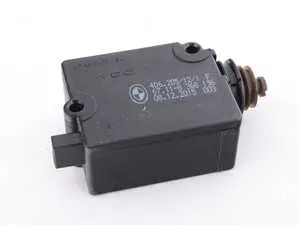Trunk lock actuator 