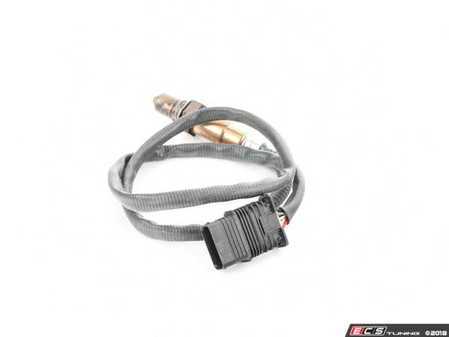 ES#2767303 - 11787848482 - Oxygen Sensor - Priced Each - Located before the catalytic converter on the longer downpipe. - Genuine BMW - BMW
