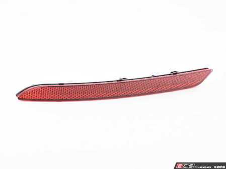 ES#2995049 - 63147850998 - REFLECTOR, REAR RIGHT - Genuine BMW - BMW