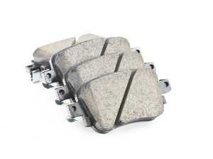 ES#3514465 - EUR1779 - Rear Ceramic Brake Pad Set - Restore stopping power with these new pads - Akebono - Audi Volkswagen