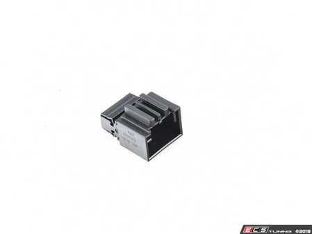 ES#2845769 - 95B972728 - Connector Housing - 16 Pin - Used in various locations - Genuine Volkswagen Audi - Audi