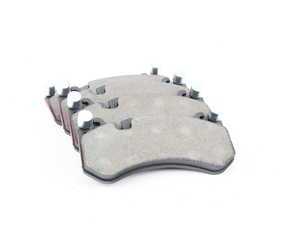 ES#3493851 - 0074206520 - Front Brake Pad Set - Ceramic - Does not include brake pad wear sensors - Brembo - Mercedes Benz