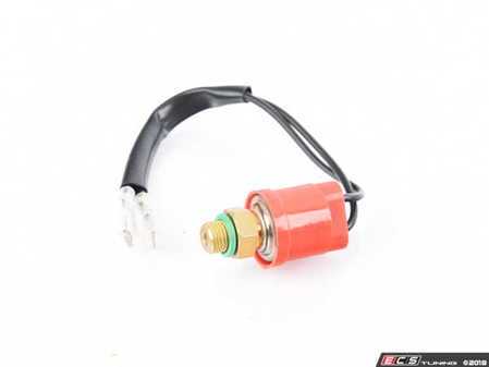 ES#2534267 - 0048206810 - A/C Pressure Switch - Priced Each - Located On The Receiver / Drier - URO - Mercedes Benz
