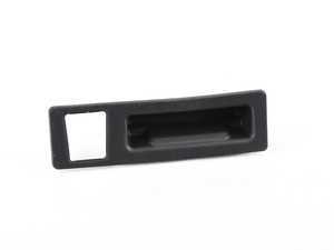 ES#3494480 - 51247463162 - Boot lid - tailgate Push button - Push button activates the trunk latch. Use with the rear or surround view camera - Genuine BMW - BMW