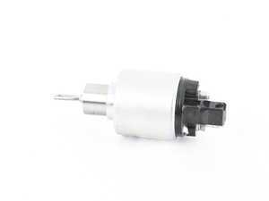 ES#2678121 - 085911287 - Starter Solenoid - Located on top of the starter - Bosch - Audi