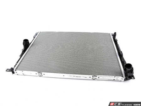 ES#3243774 - 17118482623 - Genuine BMW Radiator - Genuine and reliable radiator for your B46 B48 B58 - Genuine BMW - BMW