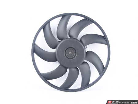 ES#3438632 - 8K0959455M - Electric Cooling Fan - Right - 200Watt 350mm fan that sits behind the radiator - Nissens - Audi