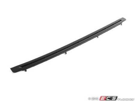 ES#178643 - 64228132322 - Defroster Vent Cover - Right - Schwarz/Black. Located on the dashboard - Genuine BMW - BMW
