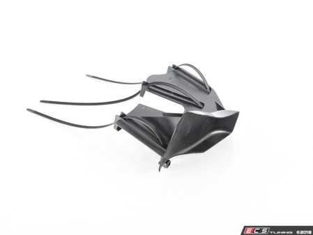 ES#3457769 - 8V0407812 - Front Brake Air Duct - Right Side - Air duct is used to reduce the temperature of your brake rotors - Genuine Volkswagen Audi - Audi