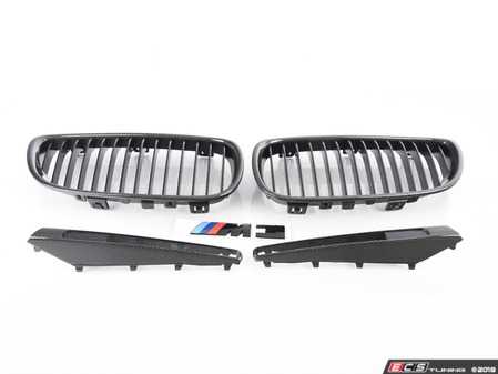 ES#3579198 - e9xm3blkKT1 - Black Out Kit - Carbon Fiber  - Adds carbon fiber front kidney grilles, side vents, and a black M3 badge! - Assembled By ECS - BMW