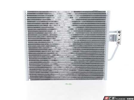 ES#3492455 - 64538378438 - E39 Air Conditioning Condenser - Stay cool in the summer with this new condenser - Nissens - BMW