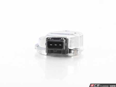 ES#2894740 - 058905161B - Hall Sender - Priced Each - Measures cam position and relays it to the ECU - Vemo - Audi Volkswagen