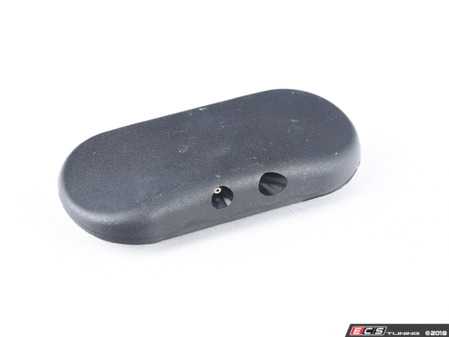 ES#441150 - 8E0955988C - Windshield Washer Spray Nozzle - Left  - Replace your faulty nozzle and keep you windows clean - Genuine Volkswagen Audi - Audi
