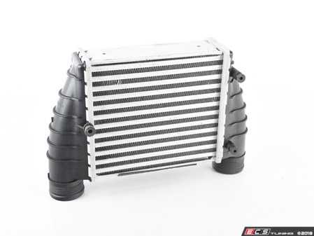 ES#3545386 - 6054 - Intercooler - Right - Cools the charge air for your engine - Offers superior performance & drop-in fitment! - CSF - Audi