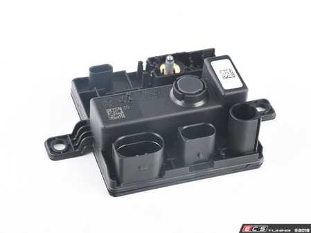 ES#2797603 - 12637614585 - Integrated Supply Module - Located on the right front of the engine bay. - Genuine BMW - BMW