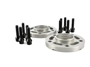Turner Motorsport Silver Wheel Spacer & Bolt Kit - 17.5mm