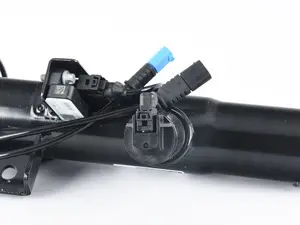 Front Right Spring Strut F25 F26