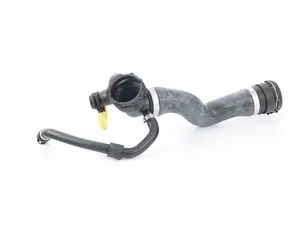 Upper radiator hose 