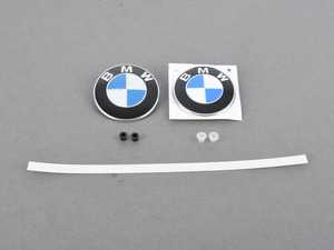 ES#3172543 - 51147146051KT1 - BMW Emblem / Roundel With Grommets - Front And Rear - Tired of looking at your faded BMW badges? Replace them with the Genuine OEM Roundel, also includes roundel removal tool - Genuine BMW - BMW