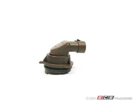 ES#172692 - 63126904051 - E39 High Beam Bulb Adapter - Genuine BMW - BMW