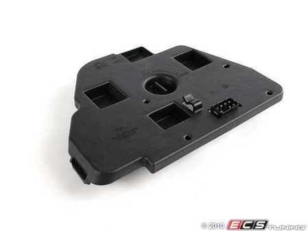 ES#174765 - 63218363565 - Bulb Socket - Left - Bulb socket that houses your tail light bulbs - Genuine BMW - BMW