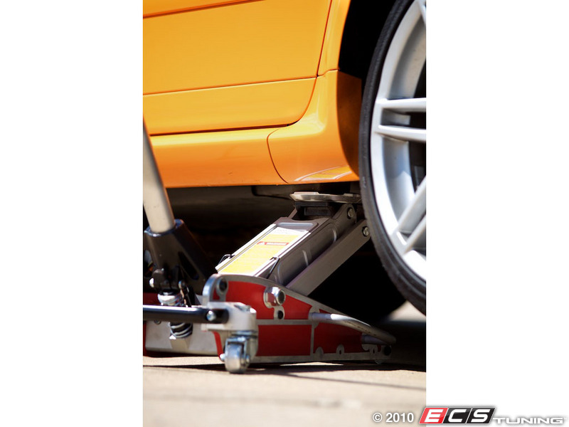 ECS News Schwaben Lightweight Aluminum Low Boy Floor Jack