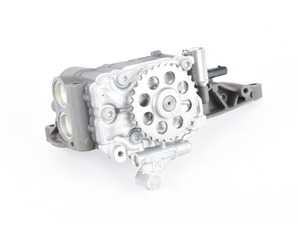 ES#3713633 - 2761800000 - Engine Oil Pump - Prevent severe engine damage with a new oil pump - Genuine Mercedes Benz - Mercedes Benz