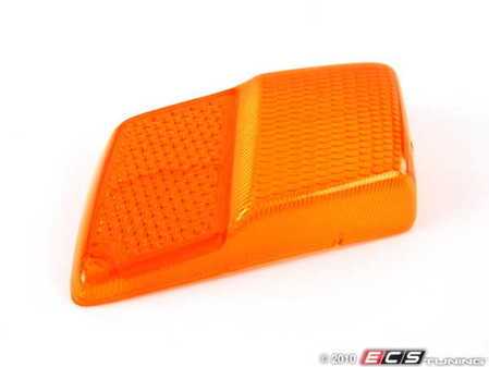 ES#173386 - 63131358576 - Side Marker Lamp - Right - Amber housing only - Does not include bulb or bulb socket - Genuine BMW - BMW
