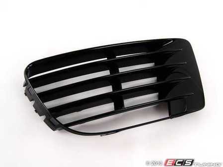 ES#1878077 - 5K0853665E041 - Bumper Grille - Driver - Lower bumper grille for Golf R bumpers - Genuine Volkswagen Audi - Volkswagen