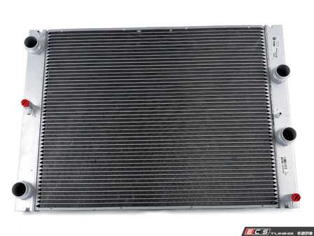 ES#2857517 - 17112282732 - Radiator - Suitable for manual or SMG transmission - Mahle-Behr - BMW