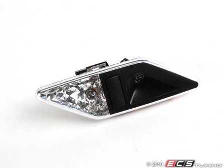 ES#175370 - 63316962049 - Rear Reading Light - Left - Rear light assembly found on left "C" pillar - Genuine BMW - BMW
