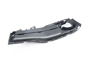 ES#2994269 - 51117396886 - CLOSED GRID, RIGHT - Genuine BMW - BMW