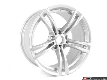 ES#2590087 - 36112284252 - Light Alloy Rim - 19x9 ET32 Found on M5/M6 models. - Genuine BMW - BMW