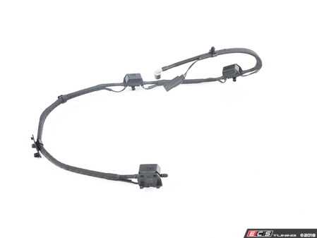 ES#2165877 - 61667205117 - F10 Windshield Washer Nozzle Array - A leaking pipe can cause reduced or no flow to the nozzles. - Genuine BMW - BMW