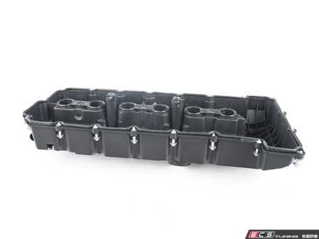 ES#3624495 - 11127552281 - Valve Cover Kit  - A complete valve cover assembly with bolts and gaskets - Hamburg Tech - BMW