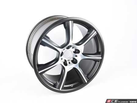 ES#3109952 - 36116873427 - F82 20" Light Alloy Hybrid Style 681M Wheel - Priced Each - 20x10.5 ET42 72.6CB - Genuine BMW - BMW