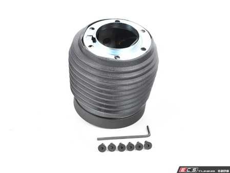 ES#3177790 - 8014 - MOMO Steering Wheel Hub Adapter - Install a MOMO steering wheel in your VW - MOMO - Volkswagen
