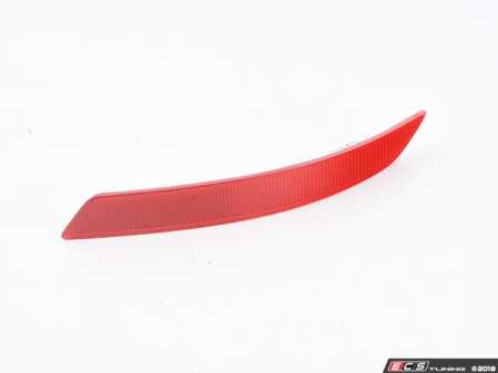 ES#2178548 - 63147210588 - Rear Reflector - Right - Replace your cracked or missing reflector - Genuine BMW - BMW