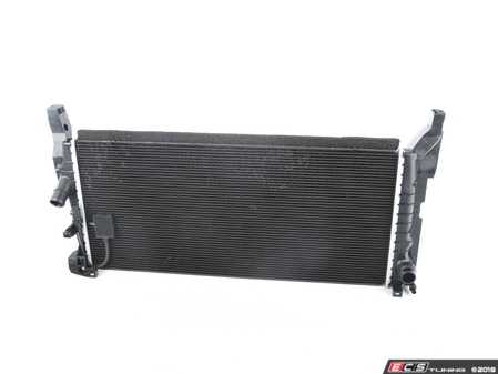 ES#2781893 - 17117617638 - Aluminum Radiator - Mounts to the core support - Genuine MINI - MINI