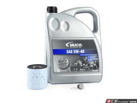 ES#3006006 - 04E115561HKT11 - Oil Service Kit - Includes Vaico Oil, Oil Filter, And Drain Plug - Assembled By ECS - Volkswagen