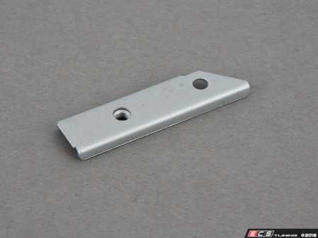 ES#38527 - 17211712232 - Bracket Oil Pipe - Genuine BMW - BMW