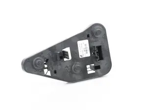 E83 Tailight Bulb Holder - Left