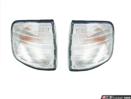 ES#3646656 - 0008208521CKT - W126 Clear Turn Signal Housings - (NO LONGER AVAILABLE) - Replace those worn indicators with these new quality replacements from URO - URO - 