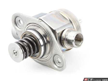 ES#3470665 - 06K127026C - High Pressure Fuel Pump - Fuel pump located on top of the engine - Bosch - Volkswagen